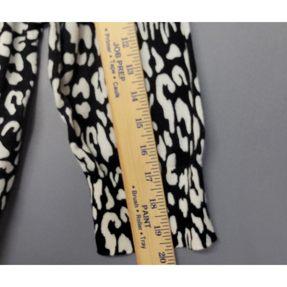 Lane Bryant Cardigan Sweater Womens 22/24 Leopard Print Lightweight 3/4 Sleeves - Picture 8 of 12